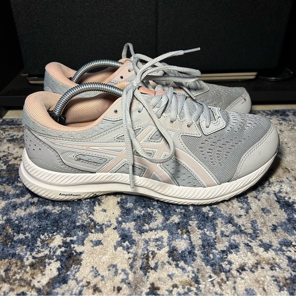 ASICS Gel-Contend 8 Gray & Pink Lace-Up Running Sneakers Size 8.5 - Picture 1 of 11